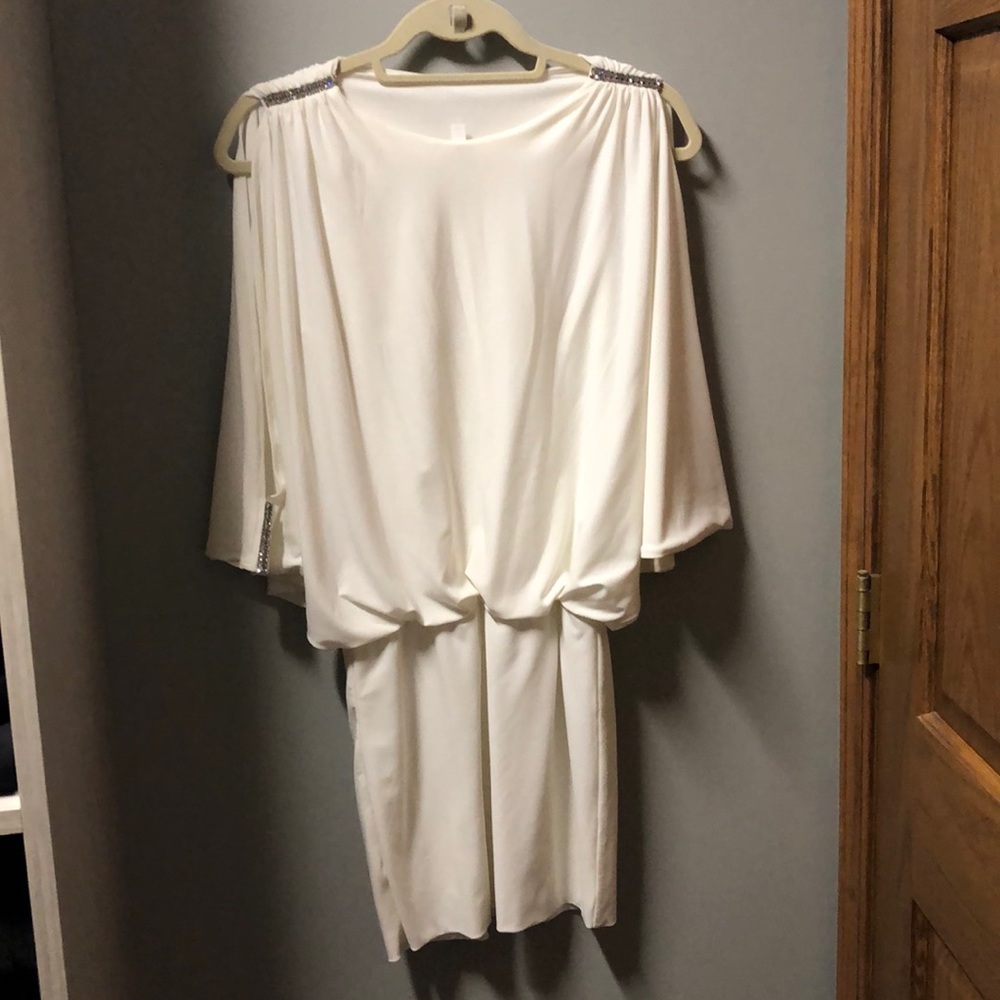 White Cache Dress, size xs.